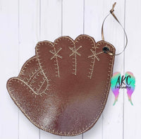 ITH baseball glove ornament 2022