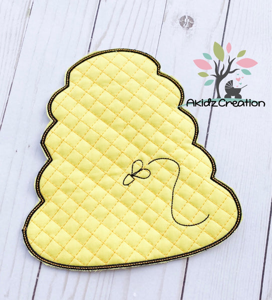 in the hoop bee hive pot holder embroidery deisgn, pot holder embroidery design, hot pad embroidery design, bee embroidery design, bumble bee embroidery design, in the hoop kitchen accessories embroidery design, spring embroidery design, honey embroidery design